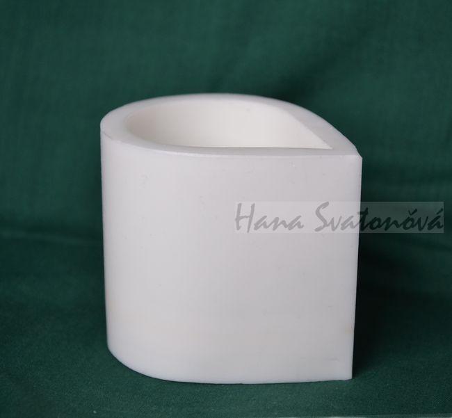 Segment 7, nízký rovný s ostrou hranou, výška 5cm