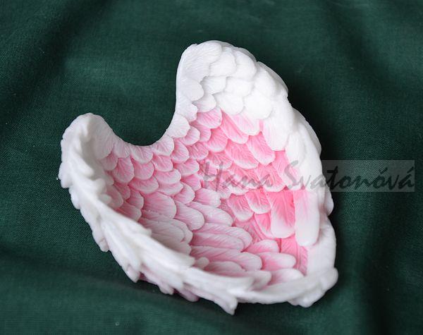 Andělská křídla, vel.  7,5x9x3cm