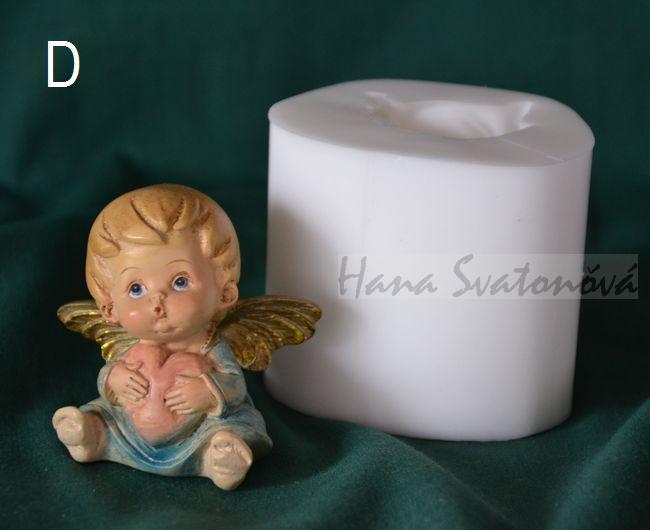 Andělíček buclatý se srdíčkem - výška 5,5cm